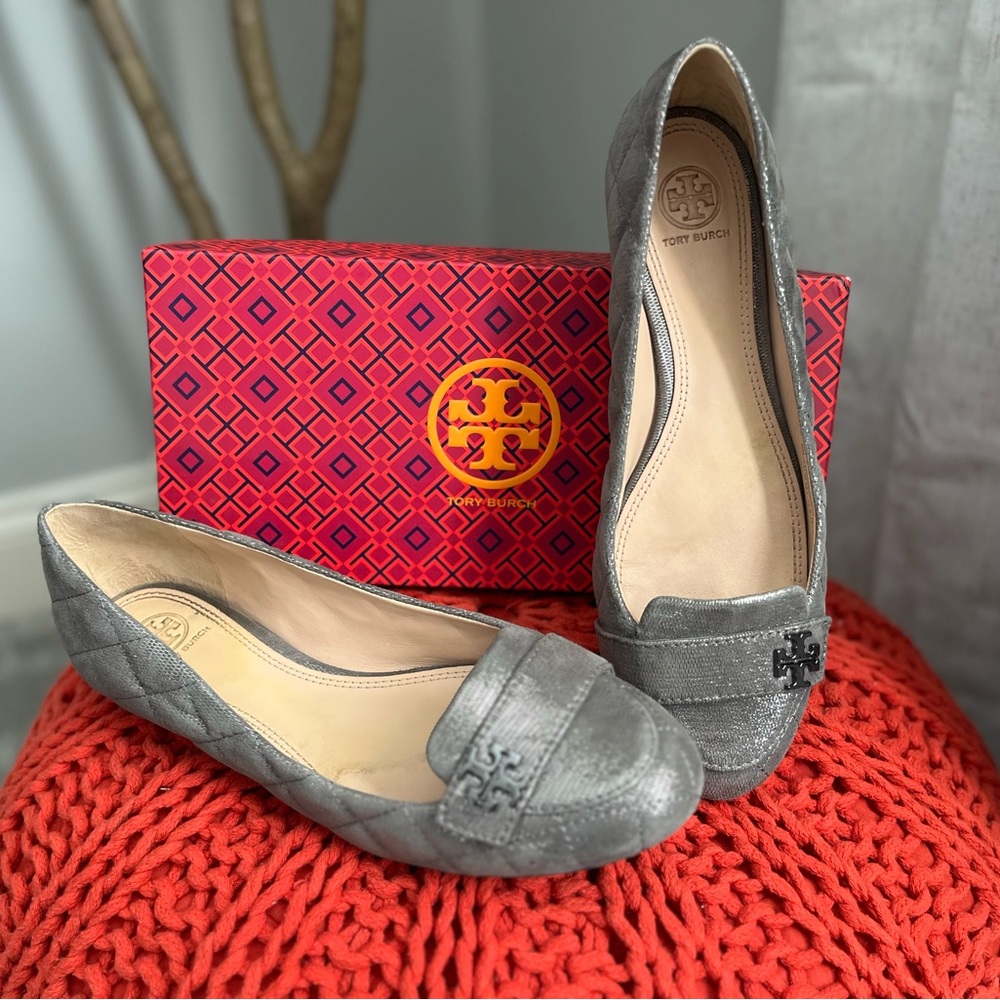 Tory Burch LEILA Quilted Metallic Shimmer Loafers Metallic Pewter 11